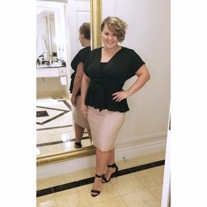 Meet your Posher, Joyce